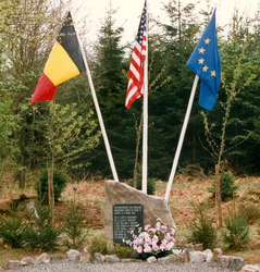 Monument aux aviateurs tombés aux tilleuls