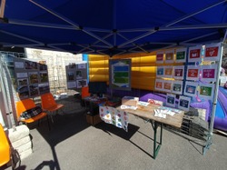 Photo stand 9
