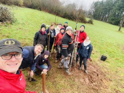 Semaine de l'arbre 2023 Plantation du verger (1)