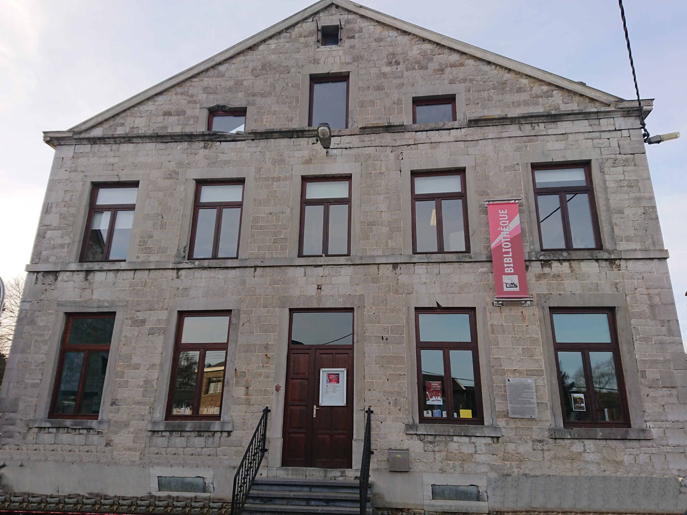 Bibliothèque Harzé