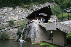 RemouchampGrotte.JPG